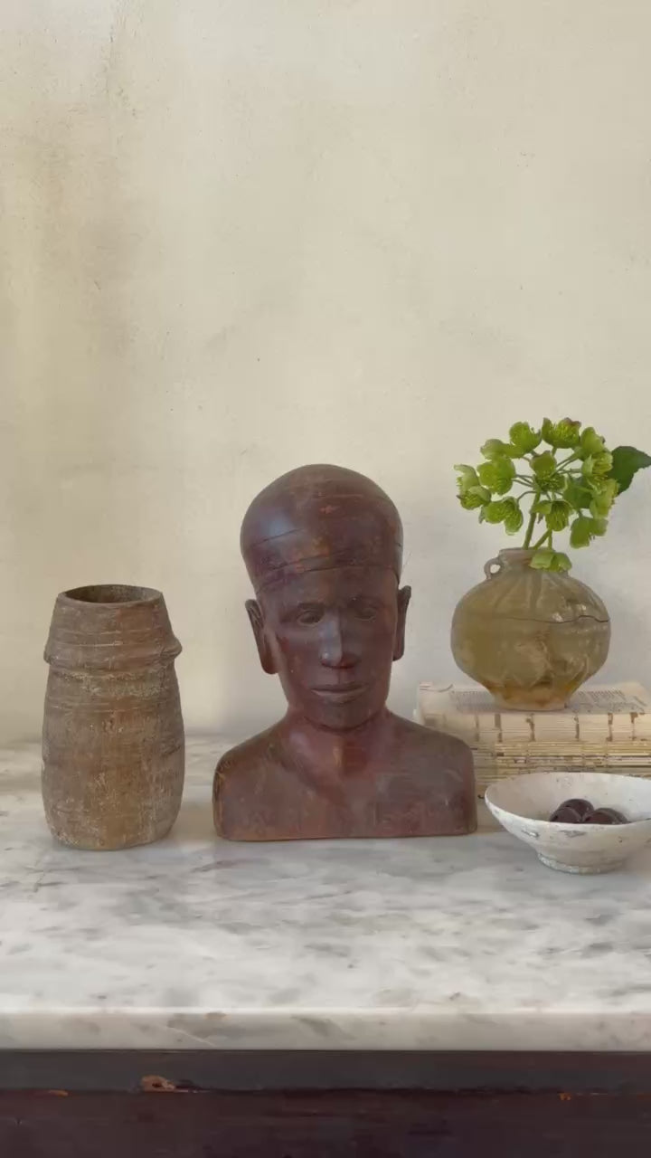 Antique wooden bust of man | Madi
