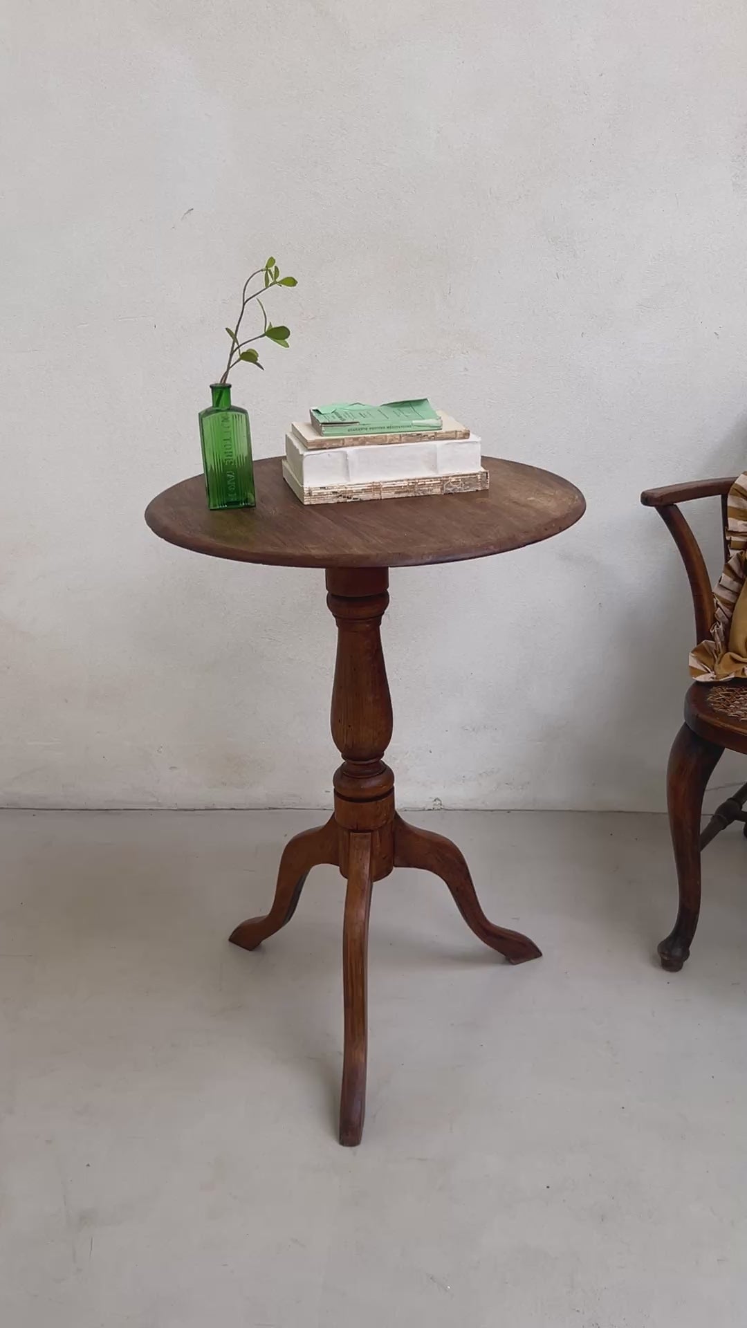 English Antique dark wood side table | Joko
