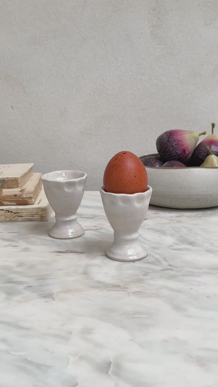 Hand made egg cup white | Florence