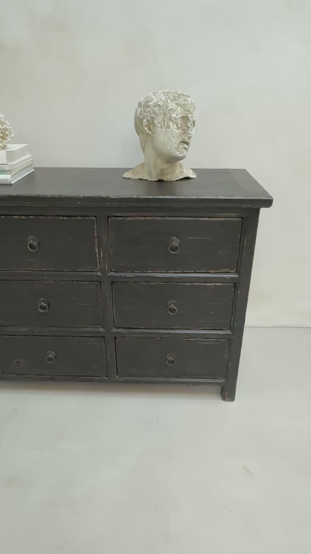 Large reclaimed chest of drawers black | Gisella