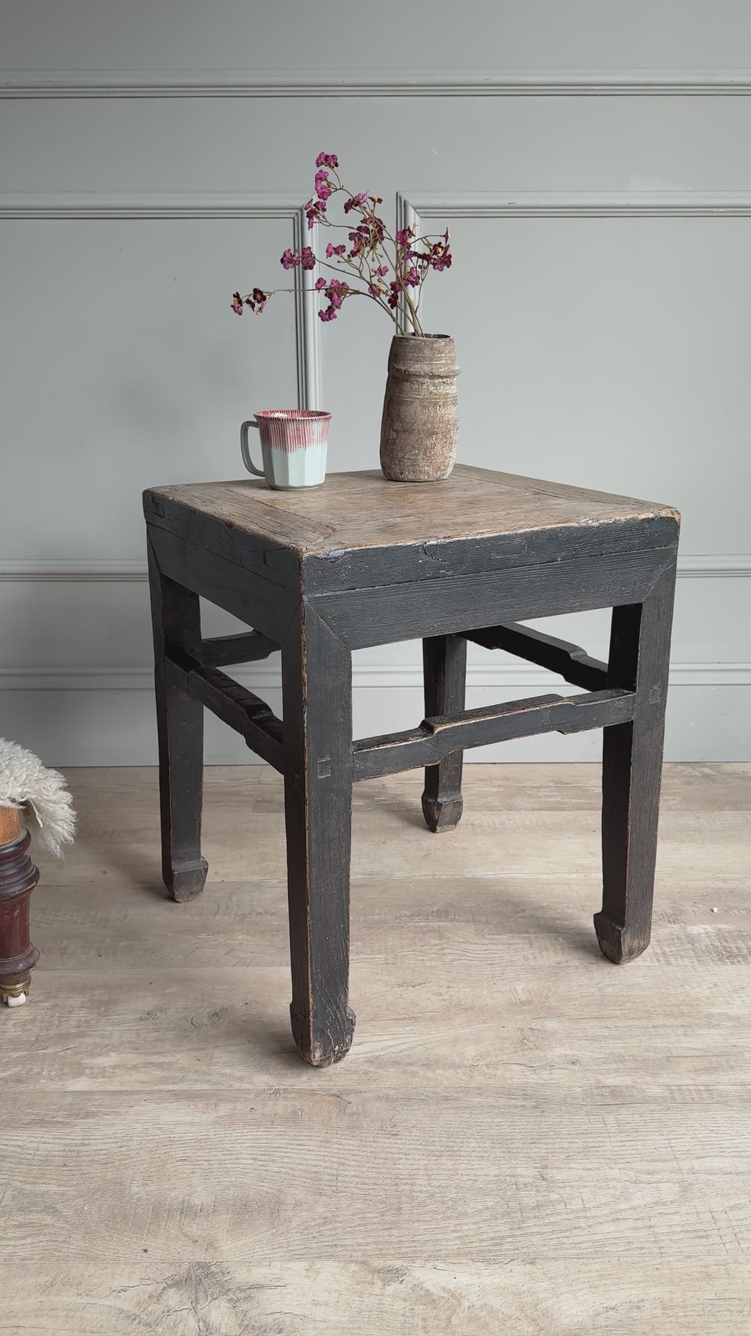 Antique Side Table Sebathian