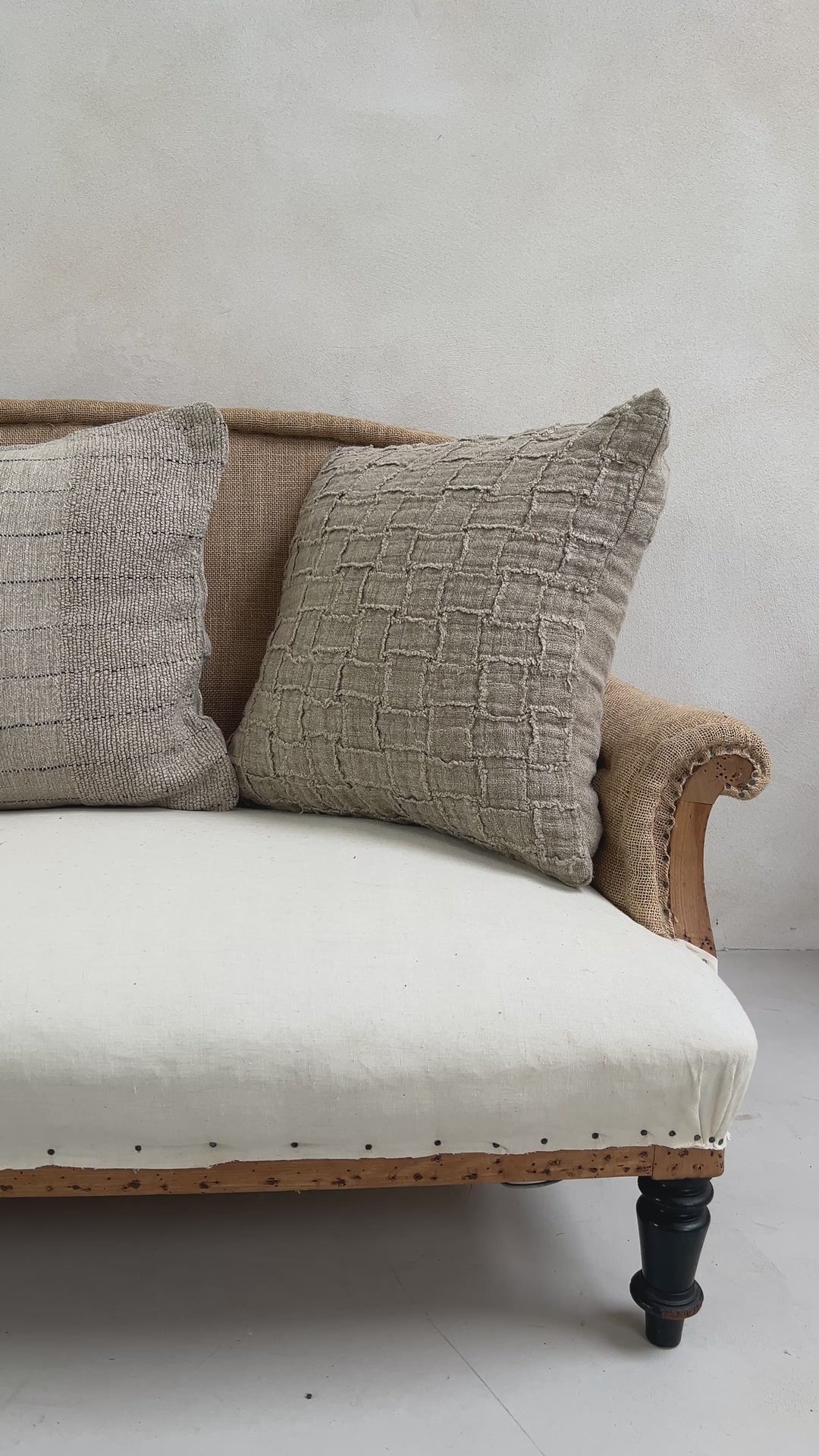 Natural textured linen cushion Bowery