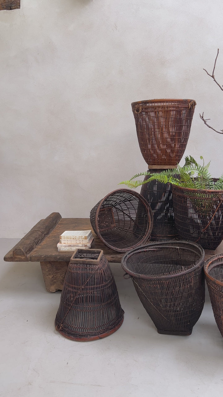 Vintage paddy field basket | Sumba