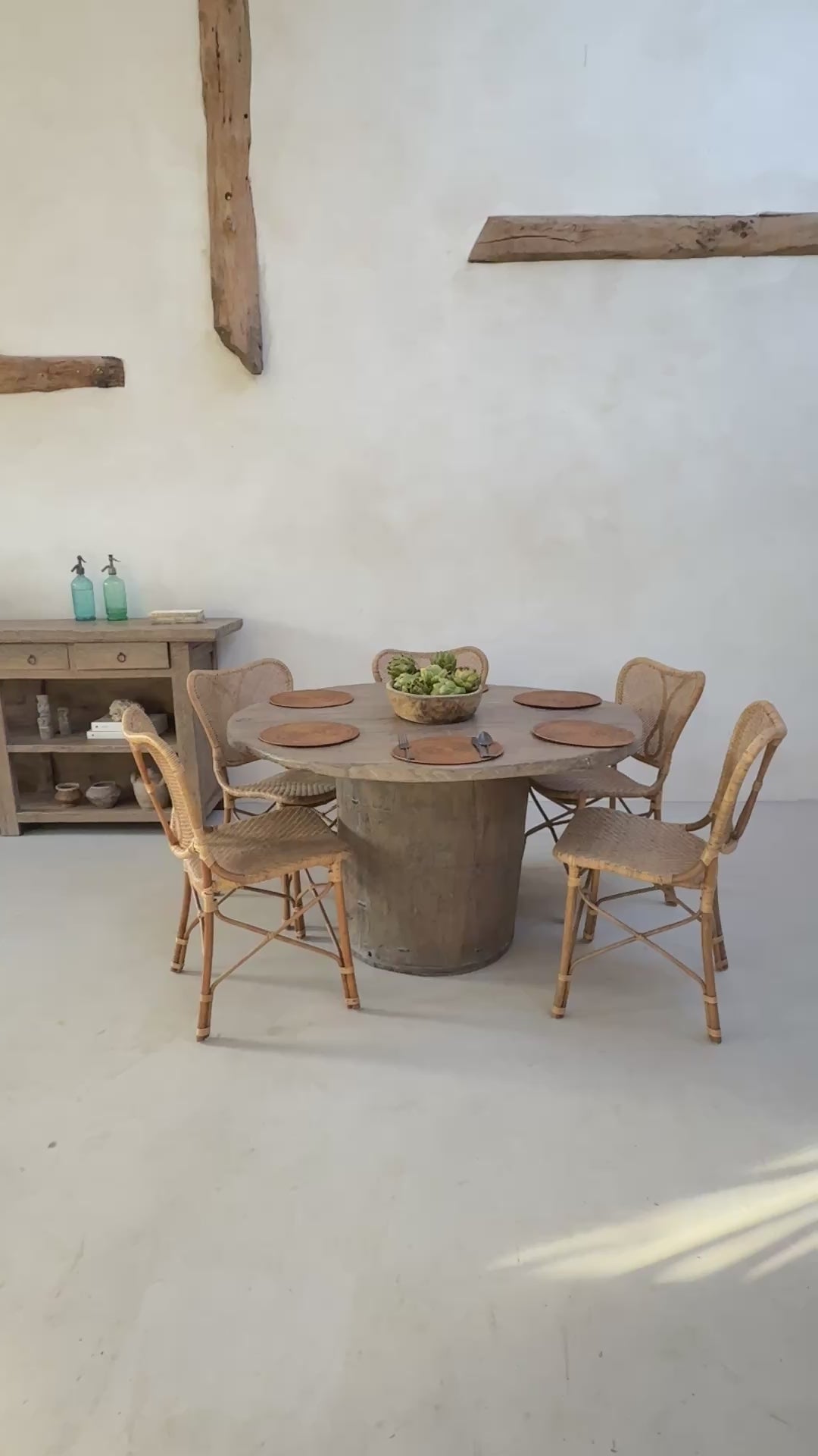 Rustic Timber Round Dining Table | Harrogate