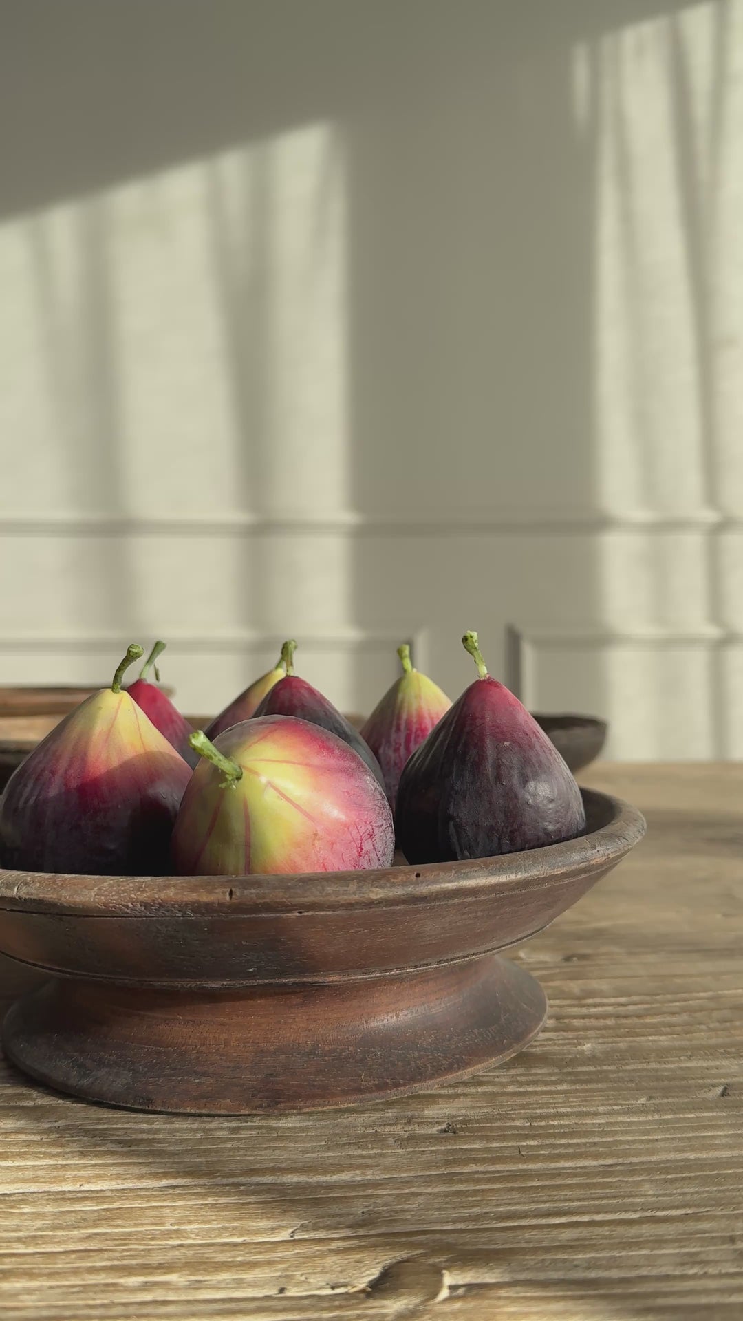 Antique hand turned wood bowl | Batak