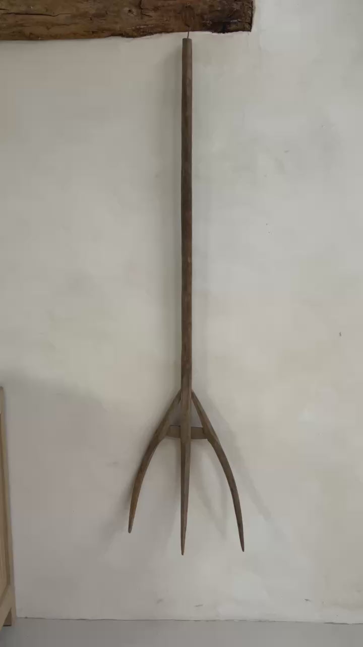 Antique French pitchfork | Pascalle