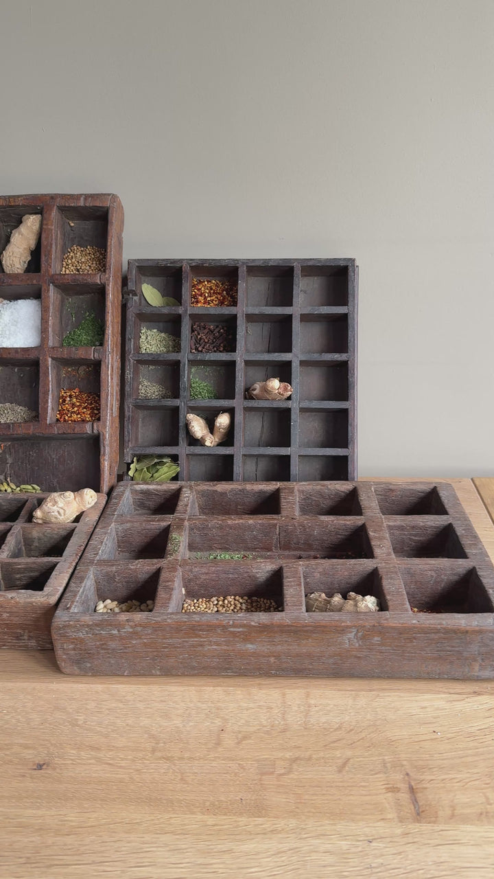 Vintage Spice Tray | Epices