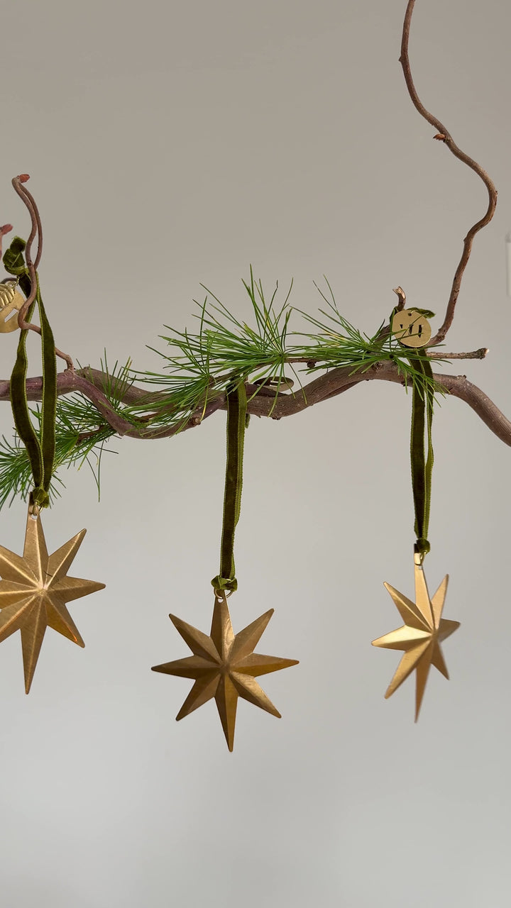 Gold Metal Star Christmas Decoration