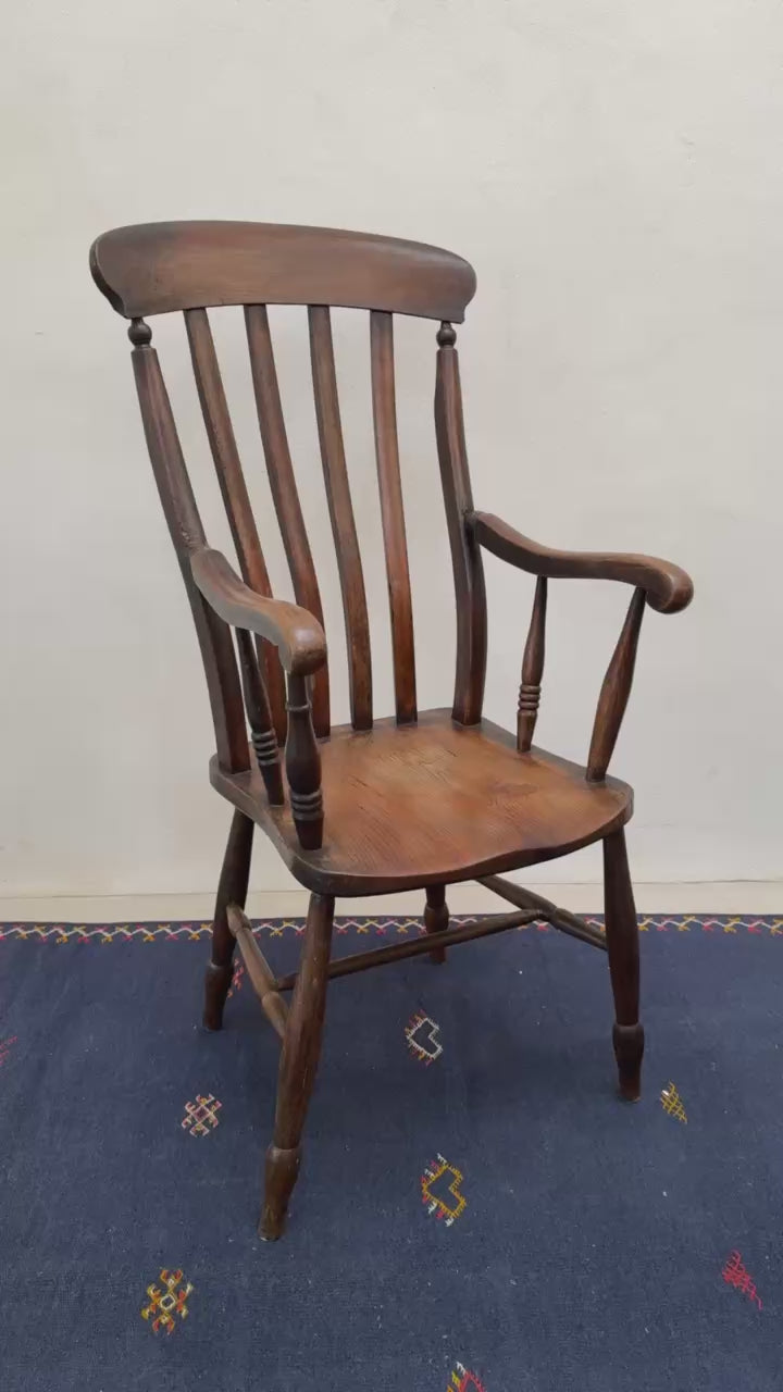 Demonstration video of the Antique Victorian Elm Windsor Chair Harry showing its proportions and craftsmanship.
