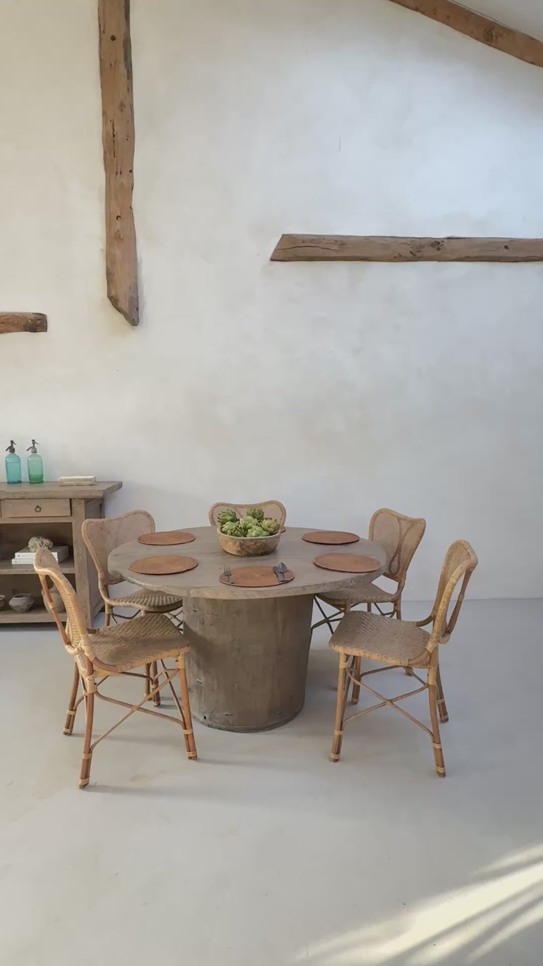 Rustic Timber Round Dining Table | Harrogate