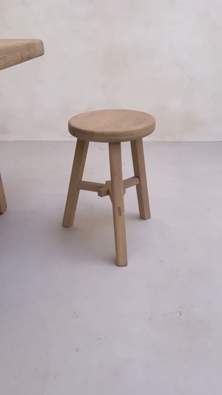 Reclaimed Round stool St Ives video with dining table