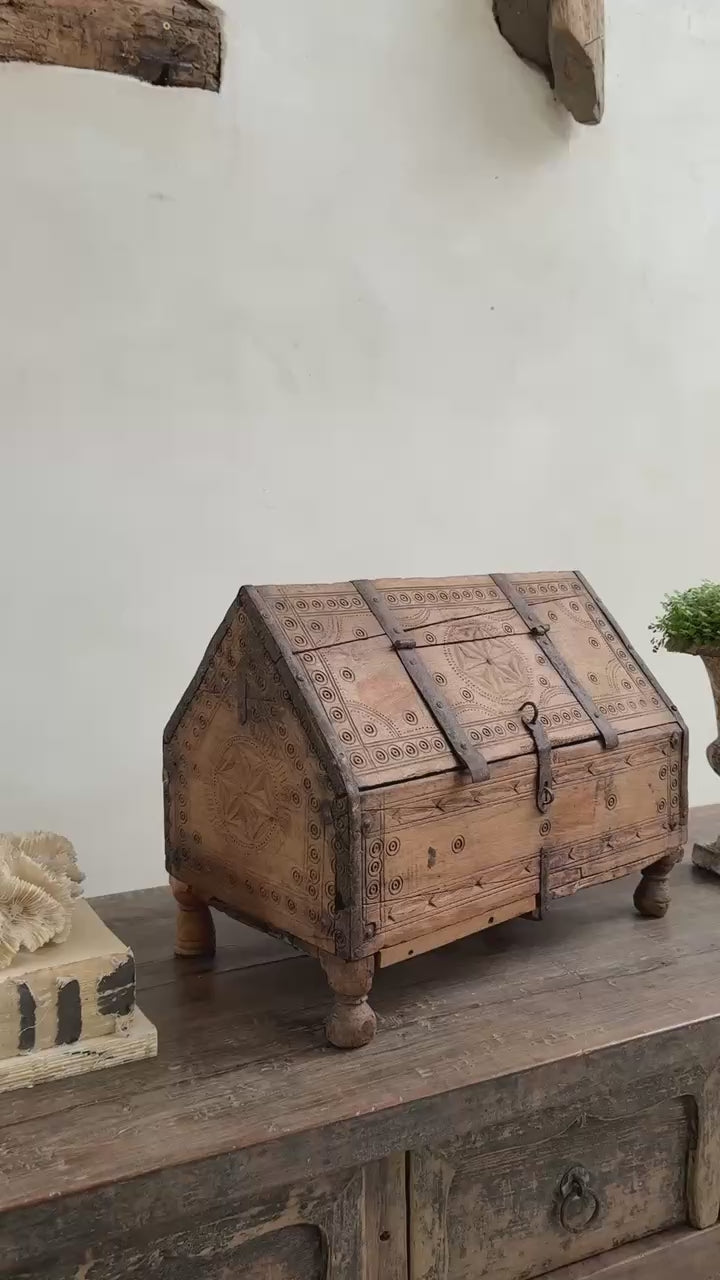 Anique Indian Hand carved Dowry Chest | Aisha