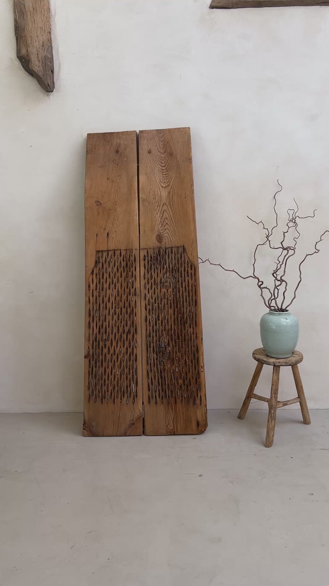 Antique Grain Thresher | Randal