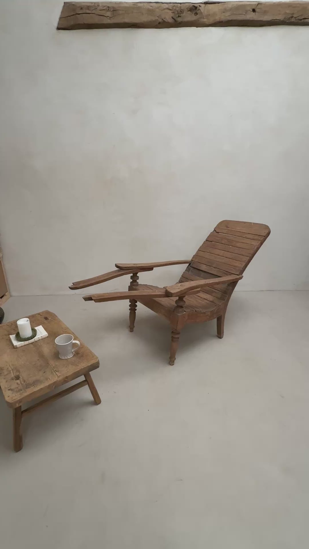 Antique Colonial Campaign Chair Giles