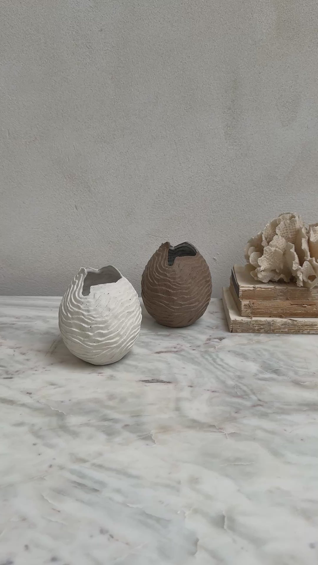 Small pear shaped vase | Oatmeal