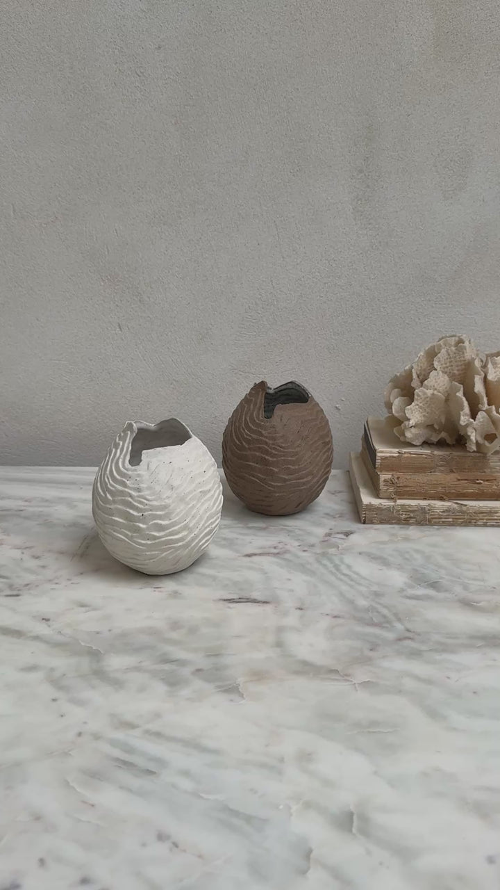 Small pear shaped vase | Oatmeal