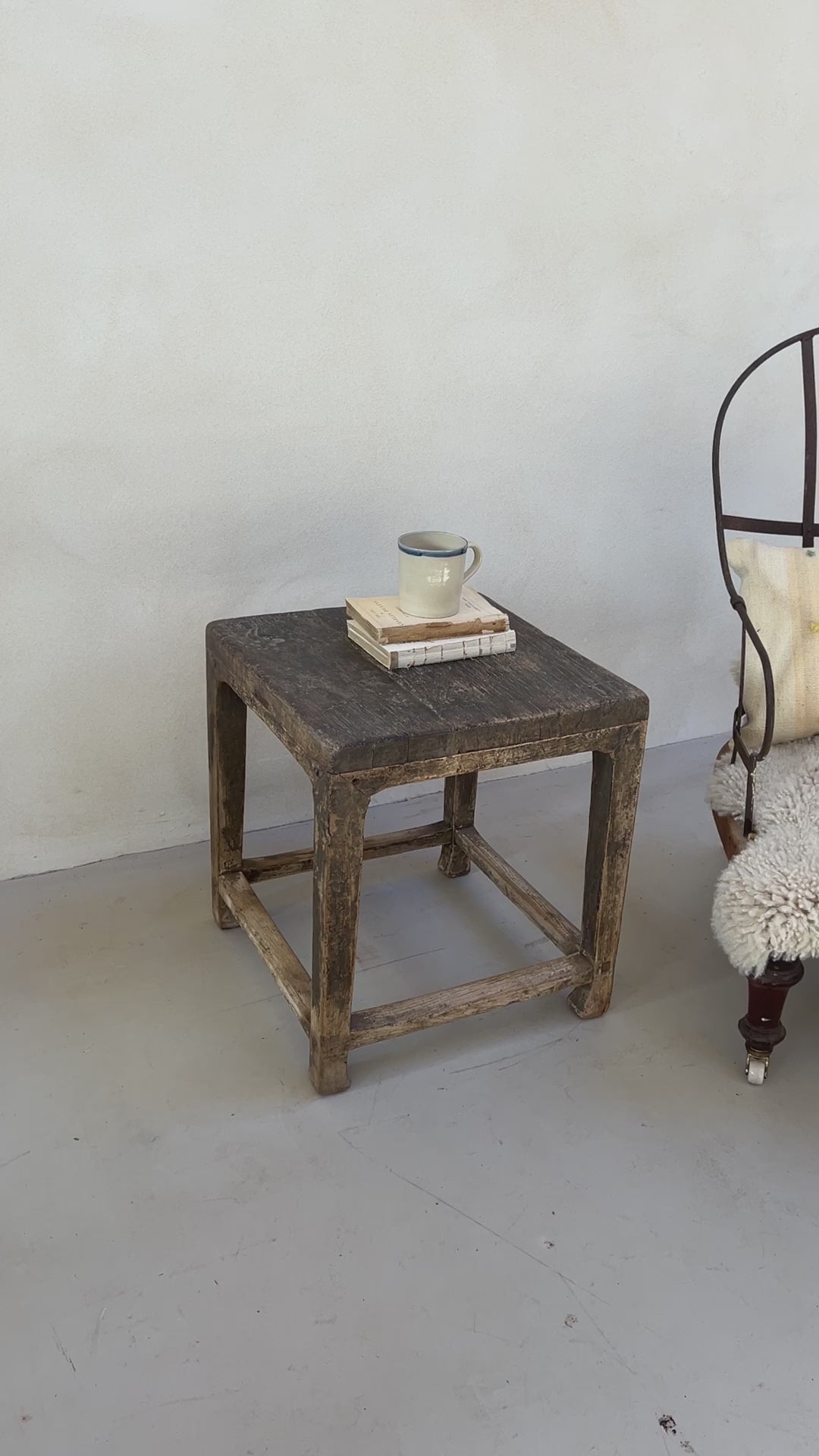 Antique Side Table Alejandra