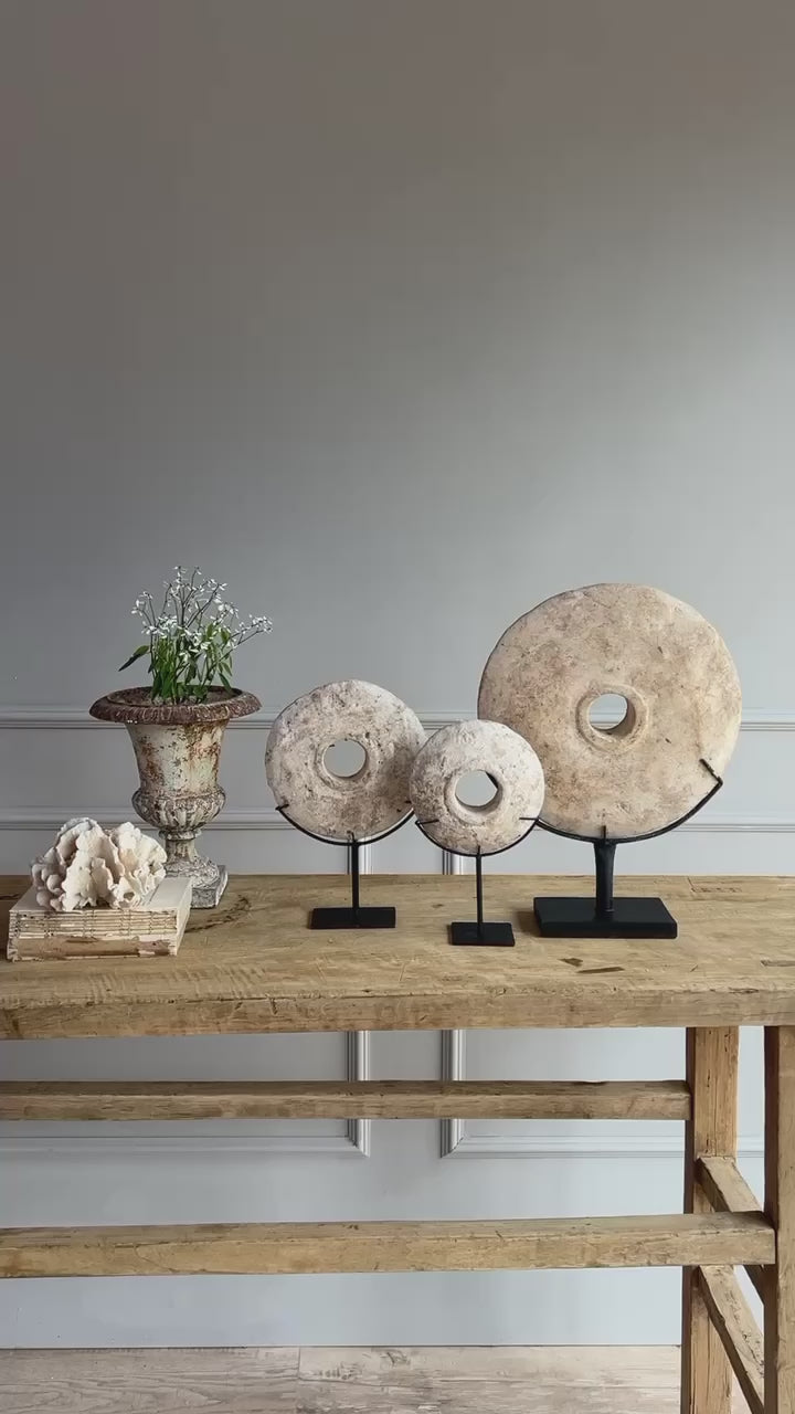 Aged Rustic Limestone Disc