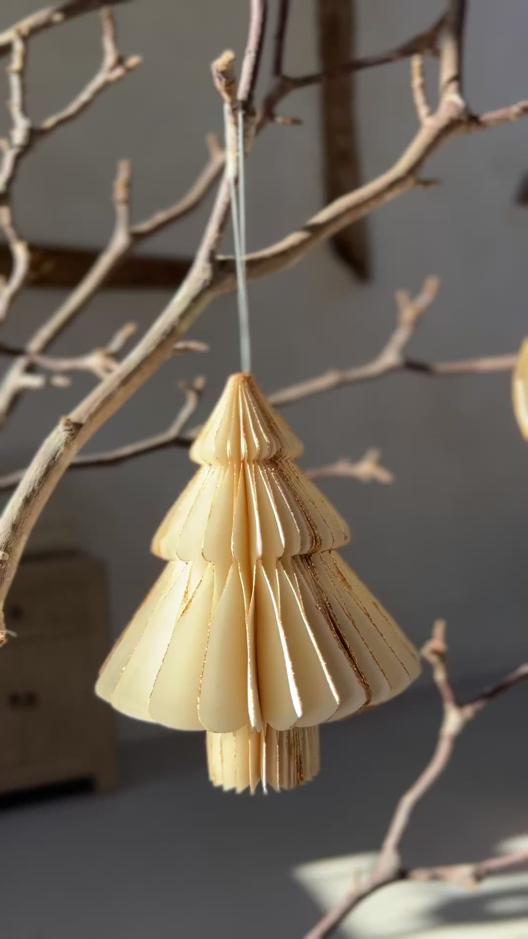 Folding paper Christmas decoration | Tree