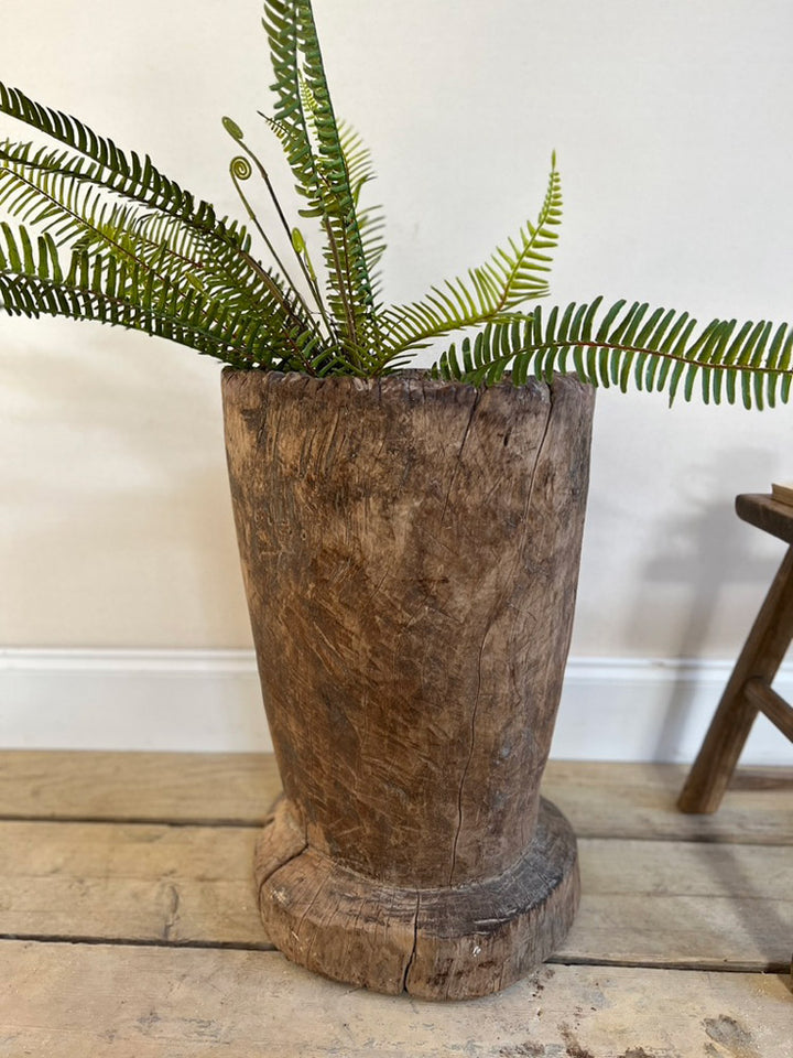 Antique rustic wooden mortar | Roshi