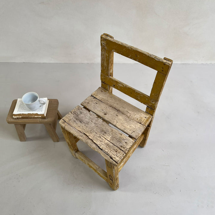 Vintage Primative Chair NO:02